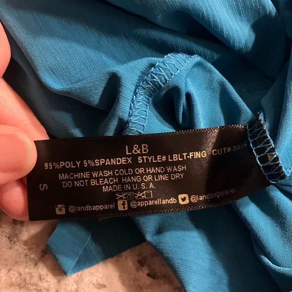 Lucky & Blessed Vibrant Blue Fringe Tunic Size S NWT - Picture 6 of 6